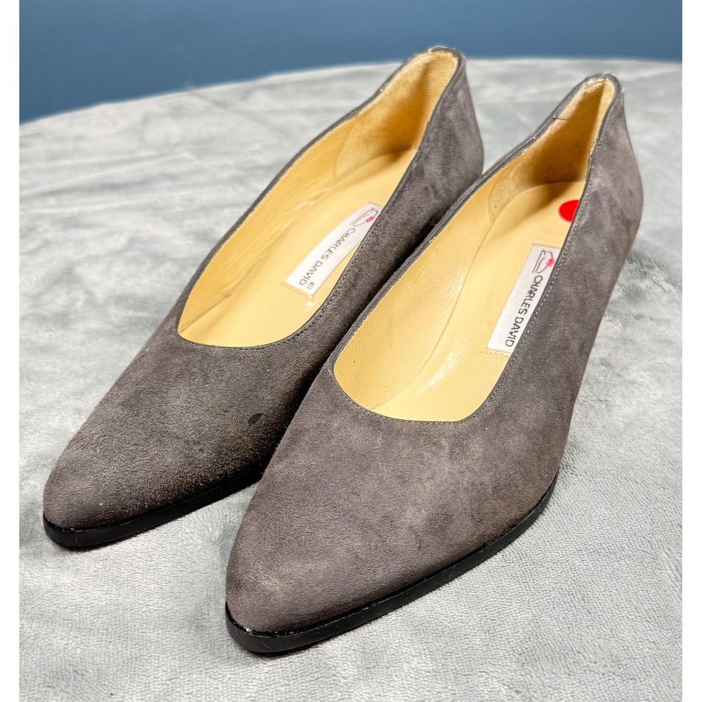 Charles David Pumps Womens 7 M Gray Suede Heels Pointed Toe Made in Spain